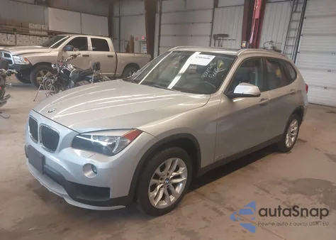 2015 BMW X1 xDrive28I z USA, uszkodzony, nr VIN WBAVL1C54FVY28278